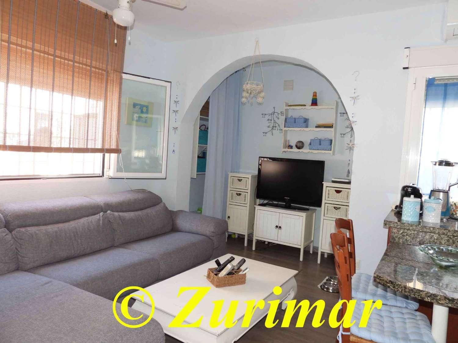 2 soverom Bungalow til salgs i Roquetas de Mar med svømmebasseng - € 200 000 (Ref: 9257207)