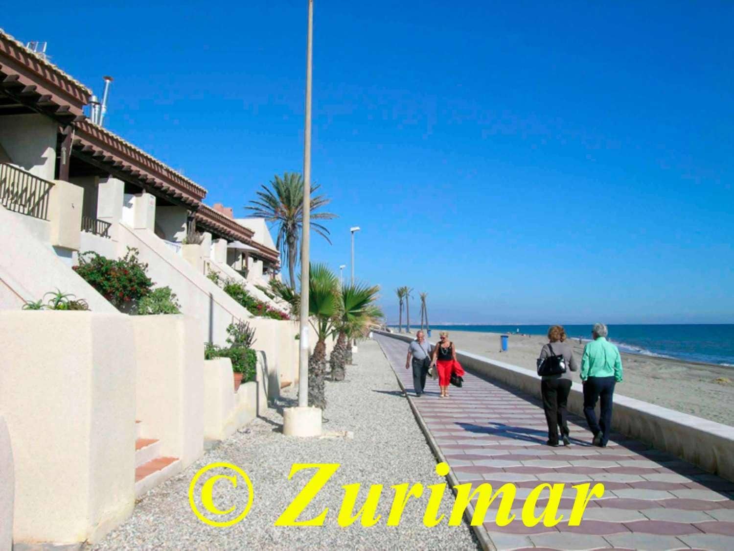 2 soverom Bungalow til salgs i Roquetas de Mar med svømmebasseng - € 200 000 (Ref: 9257207)