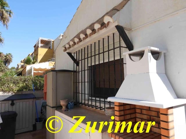 2 bedroom Bungalow for sale in Roquetas de Mar with pool - € 200,000 (Ref: 9257207)