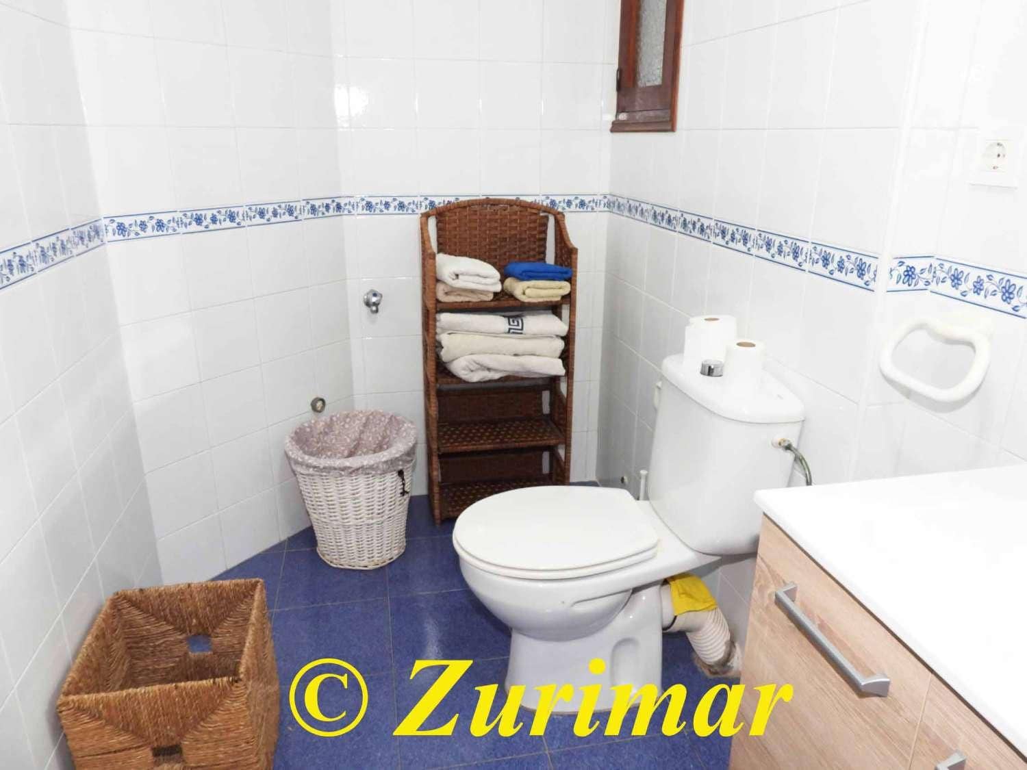 3 soveværelse Lejlighed til salg i Roquetas de Mar med swimmingpool - € 165.000 (Ref: 9257208)