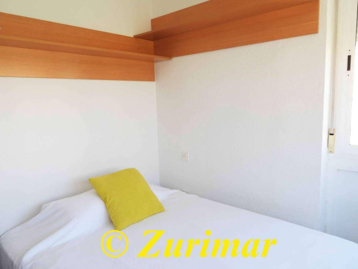 3 sovrum Lägenhet till salu i Roquetas de Mar med pool - 165 000 € (Ref: 9257208)