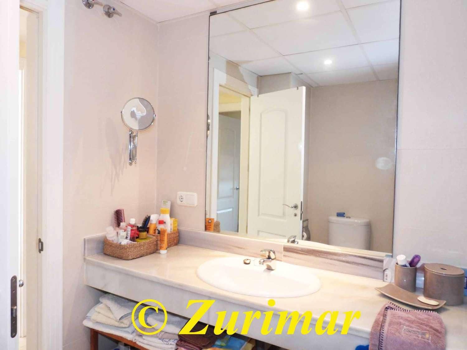 2 chambre Appartement à vendre à Roquetas de Mar avec piscine garage - 215 000 € (Ref: 9285143)