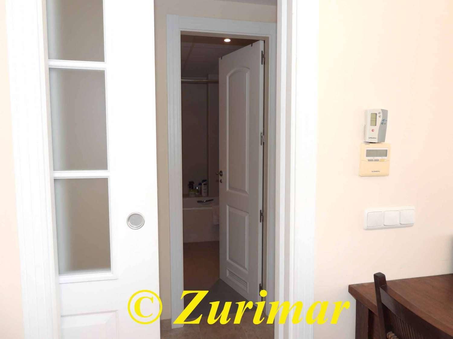 2 chambre Appartement à vendre à Roquetas de Mar avec piscine garage - 215 000 € (Ref: 9285143)