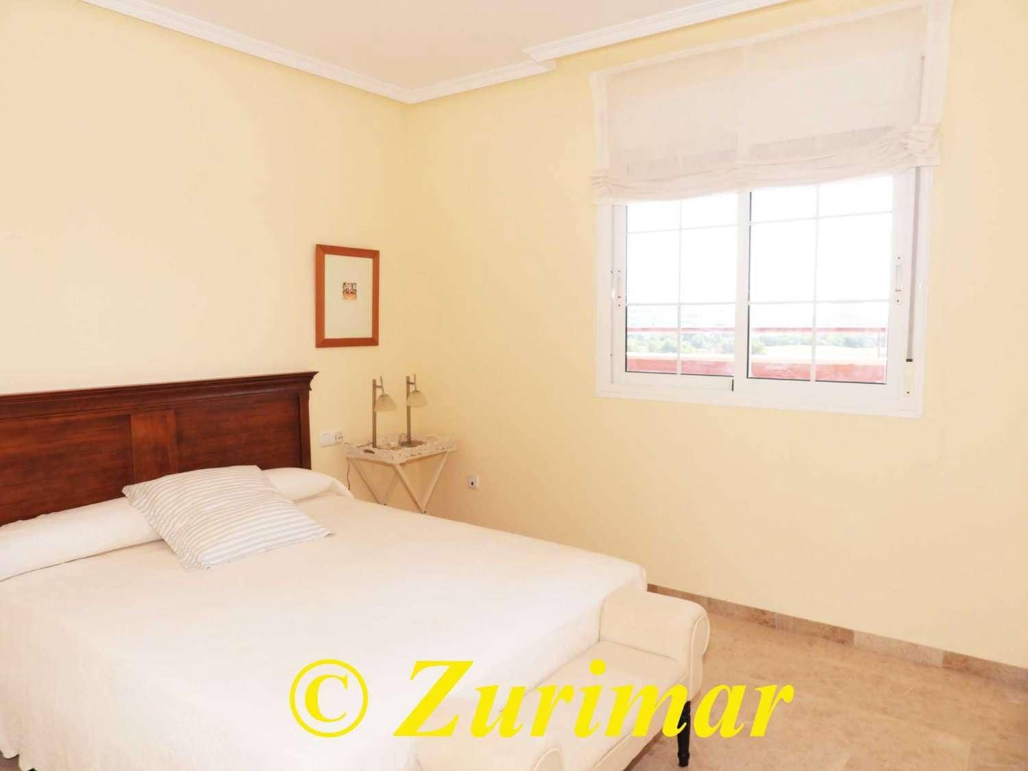 2 slaapkamer Appartement te koop in Roquetas de Mar met zwembad garage - € 215.000 (Ref: 9285143)