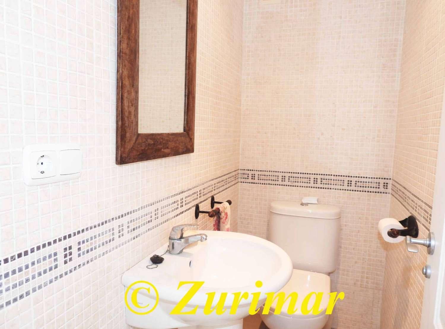 2 slaapkamer Appartement te koop in Roquetas de Mar met zwembad garage - € 215.000 (Ref: 9285143)