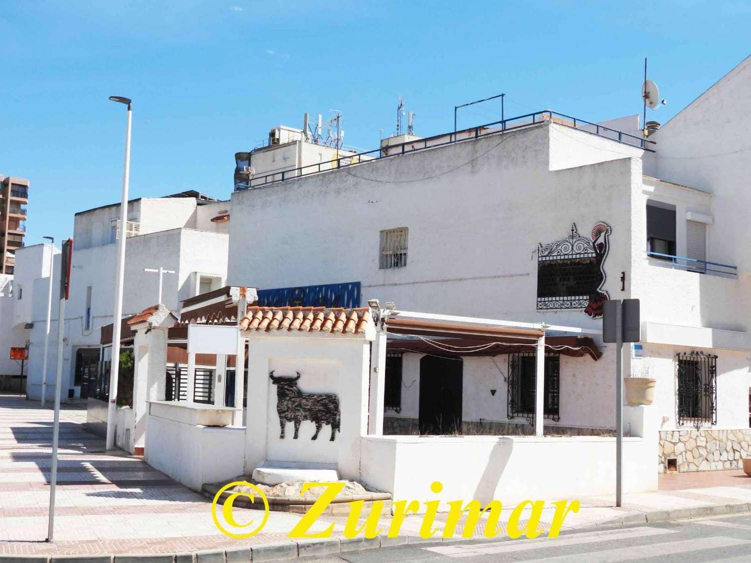 Commercial for sale in Roquetas de Mar - € 57,000 (Ref: 9291489)