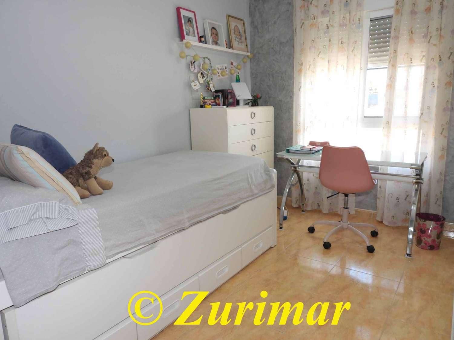 3 chambre Appartement à vendre à Roquetas de Mar - 145 000 € (Ref: 9347185)