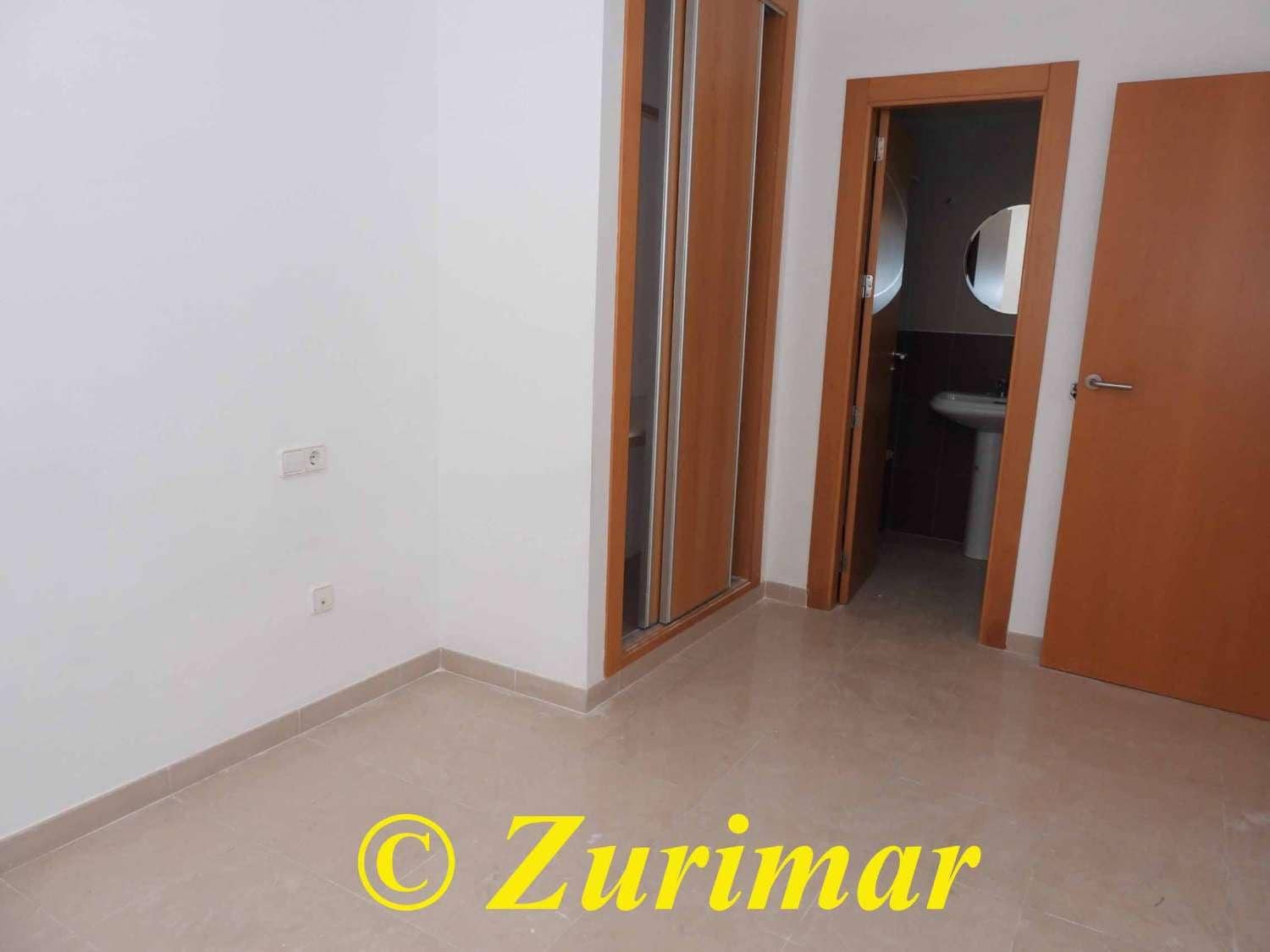 3 sypialnia Apartament na sprzedaż w Roquetas de Mar z basenem - 180 000 € (Ref: 9355780)