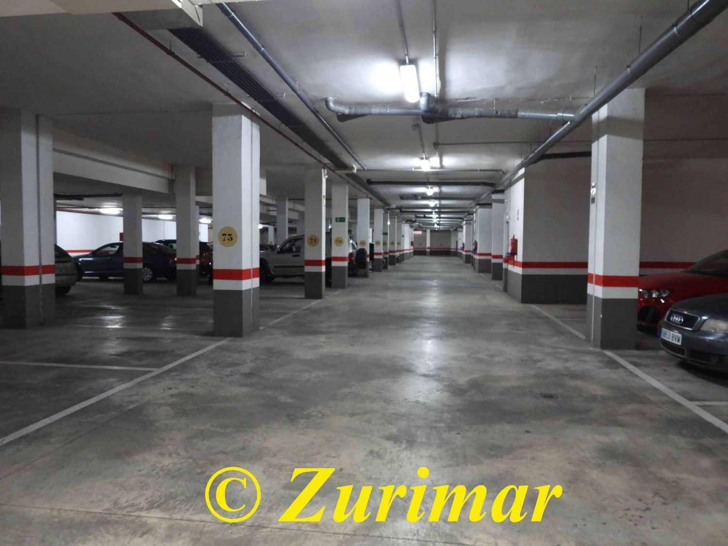 3 sypialnia Apartament na sprzedaż w Roquetas de Mar z basenem - 180 000 € (Ref: 9355780)