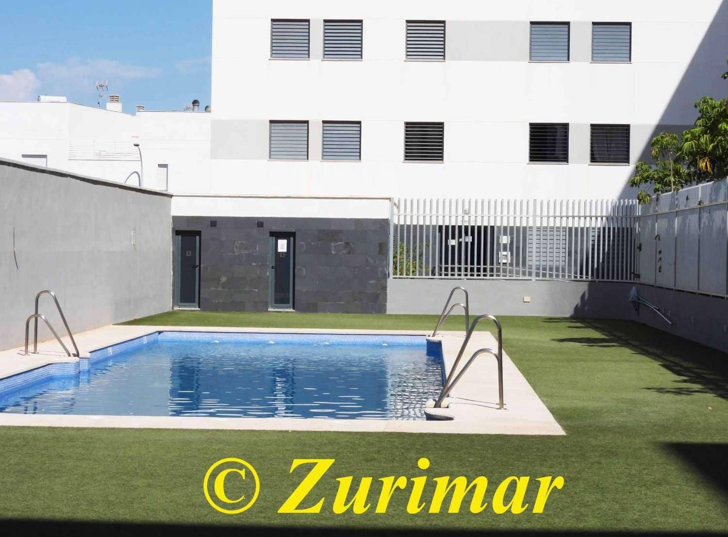 3 sypialnia Apartament na sprzedaż w Roquetas de Mar z basenem - 180 000 € (Ref: 9355780)