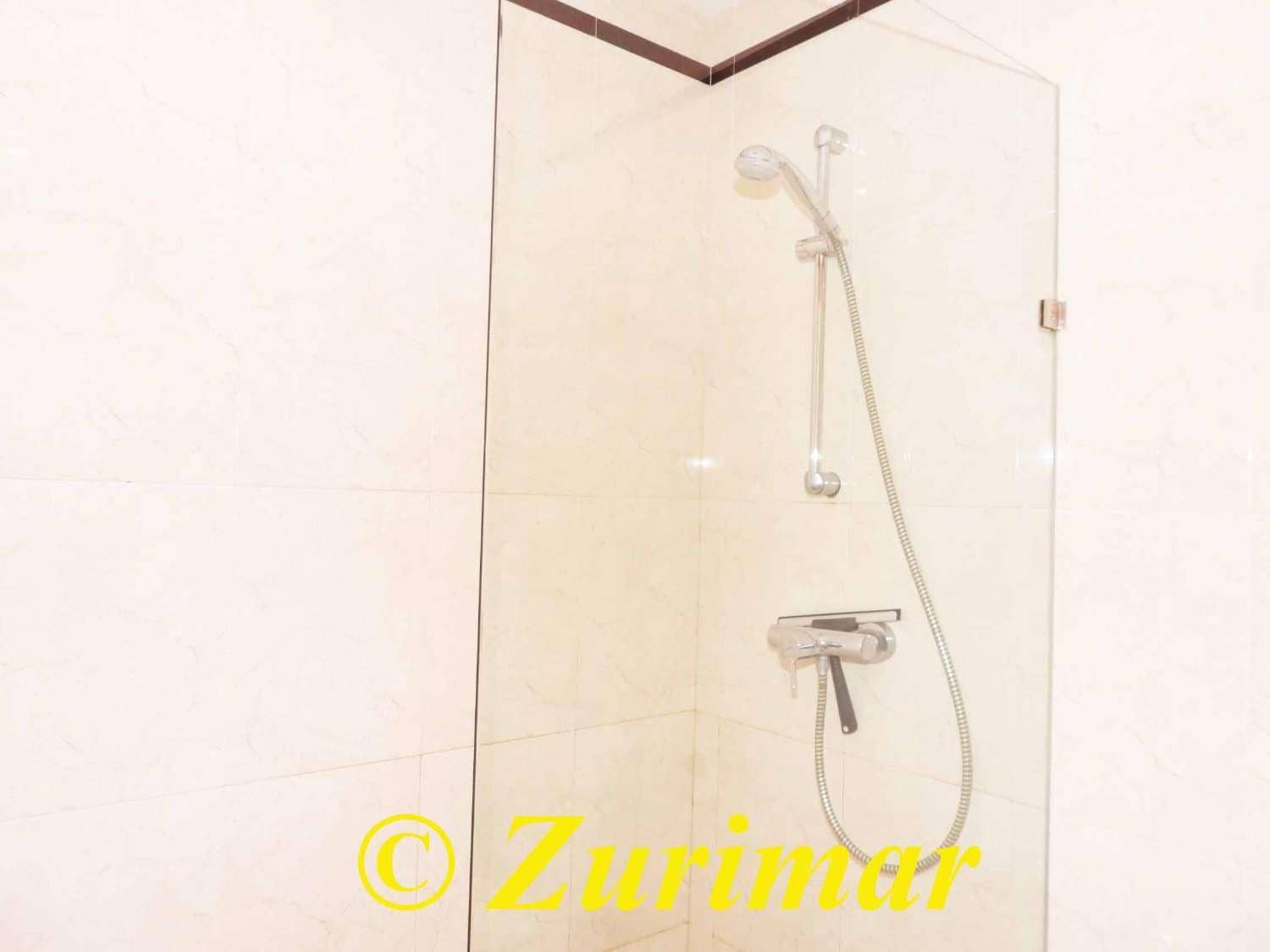 3 bedroom Apartment for sale in Roquetas de Mar with pool garage - € 280,000 (Ref: 9372049)