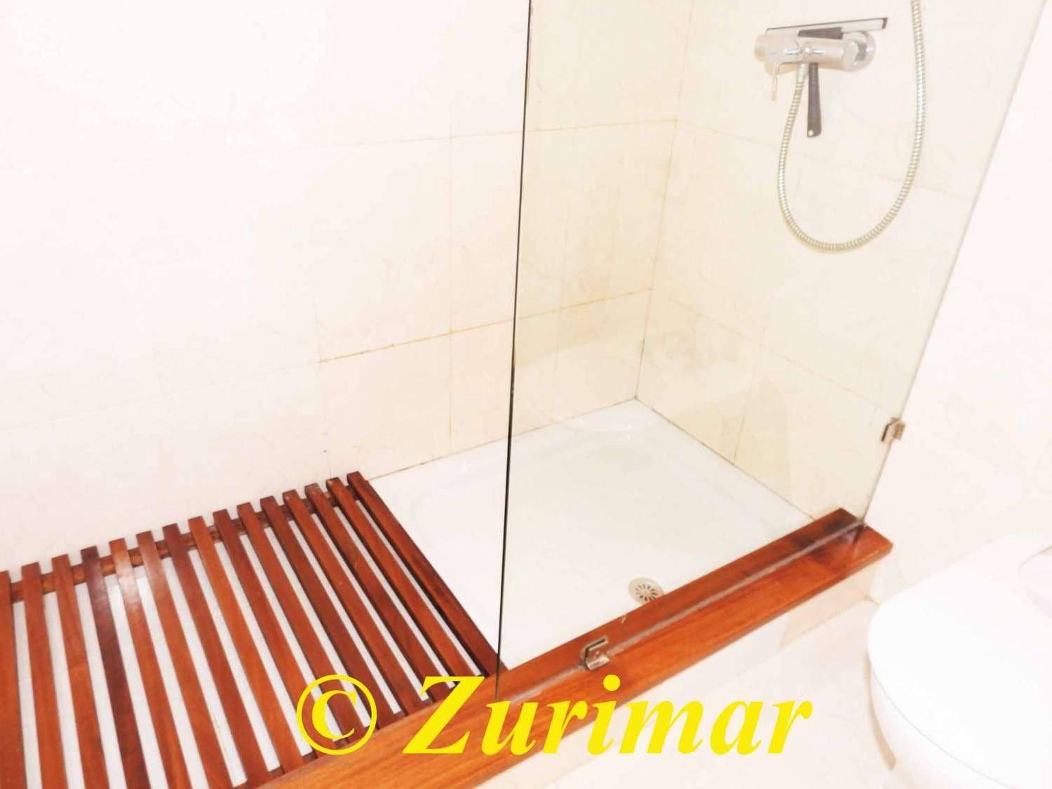 3 bedroom Apartment for sale in Roquetas de Mar with pool garage - € 280,000 (Ref: 9372049)