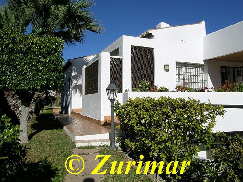 4 bedroom Villa for sale in Roquetas de Mar with pool garage - € 800,000 (Ref: 9386228)