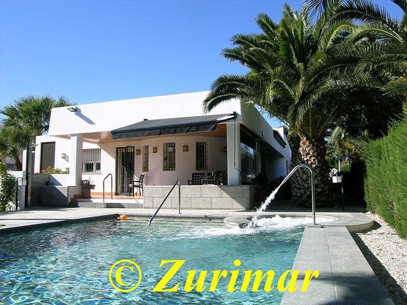 4 bedroom Villa for sale in Roquetas de Mar with pool garage - € 800,000 (Ref: 9386228)