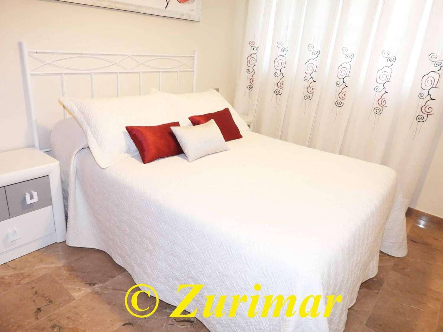 2 makuuhuone Huoneisto myytävänä paikassa Roquetas de Mar mukana uima-altaan 
autotalli - 225 000 € (Ref: 9408046)