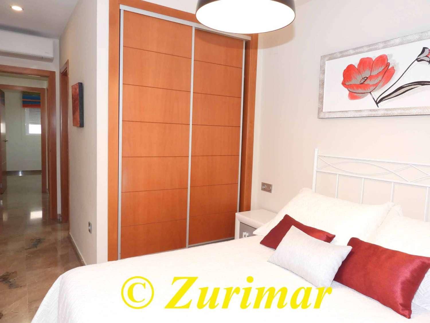 Apartamento de 2 habitaciones en Roquetas de Mar en venta con piscina garaje - 220.000 € (Ref: 9408046)