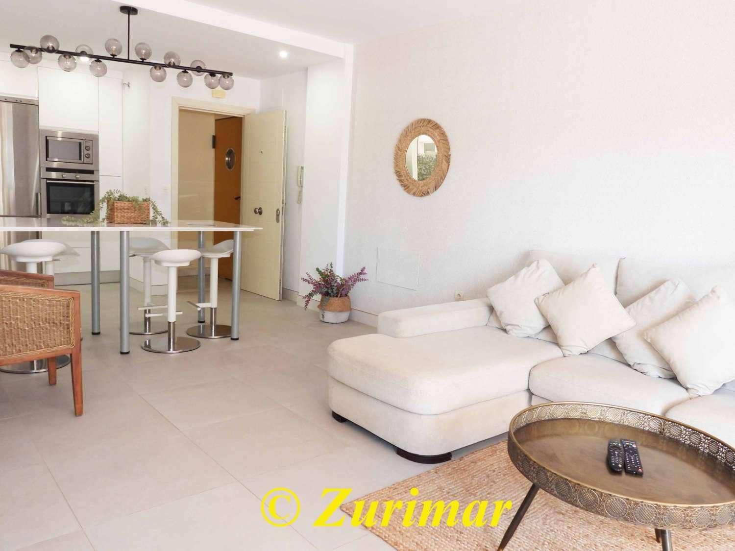 2 sypialnia Apartament na sprzedaż w Roquetas de Mar z basenem - 310 000 € (Ref: 9410894)