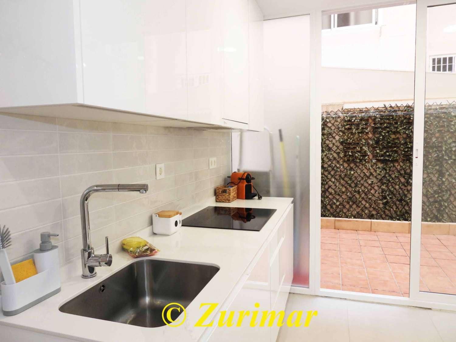 2 sypialnia Apartament na sprzedaż w Roquetas de Mar z basenem - 310 000 € (Ref: 9410894)