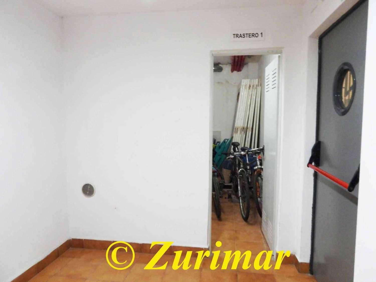 1 soveværelse Lejlighed til salg i Roquetas de Mar med swimmingpool garage - € 160.000 (Ref: 9427123)