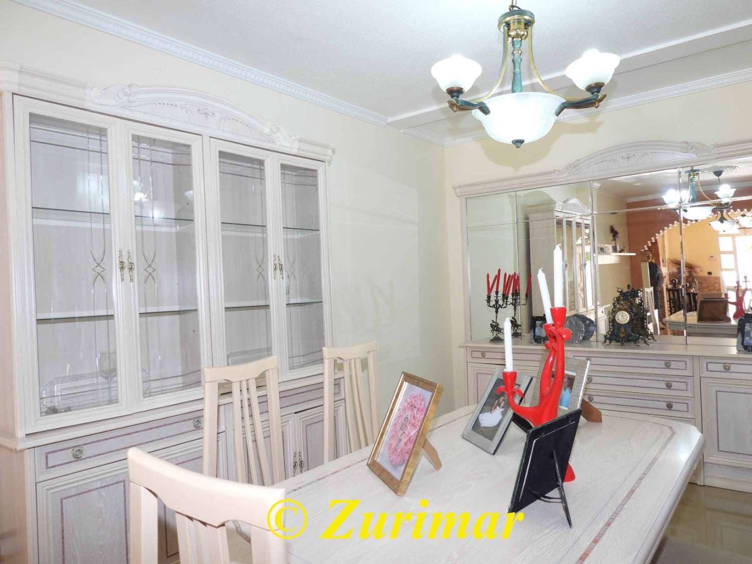 7 sypialnia Apartament na sprzedaż w Roquetas de Mar z garażem - 289 000 € (Ref: 9433331)