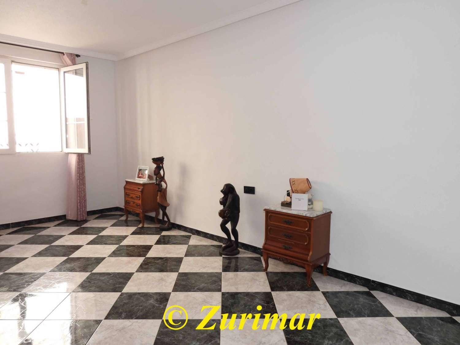 7 sypialnia Apartament na sprzedaż w Roquetas de Mar z garażem - 289 000 € (Ref: 9433331)