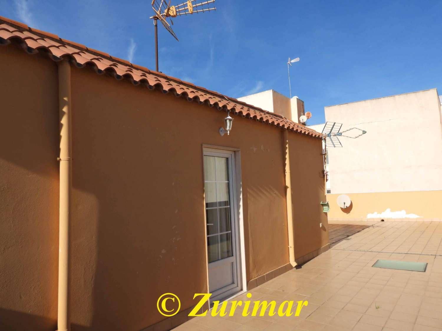 7 sypialnia Apartament na sprzedaż w Roquetas de Mar z garażem - 289 000 € (Ref: 9433331)