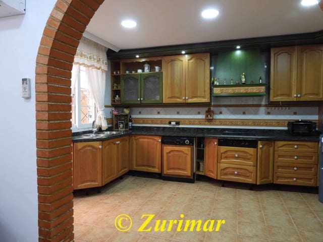 7 sypialnia Apartament na sprzedaż w Roquetas de Mar z garażem - 289 000 € (Ref: 9433331)