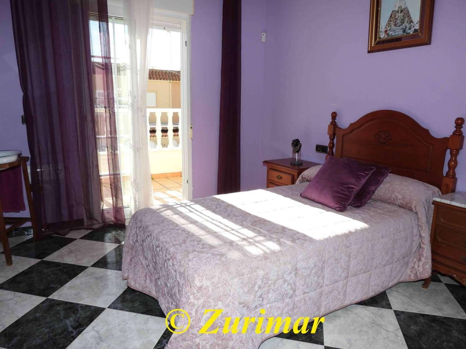 7 sypialnia Apartament na sprzedaż w Roquetas de Mar z garażem - 289 000 € (Ref: 9433331)