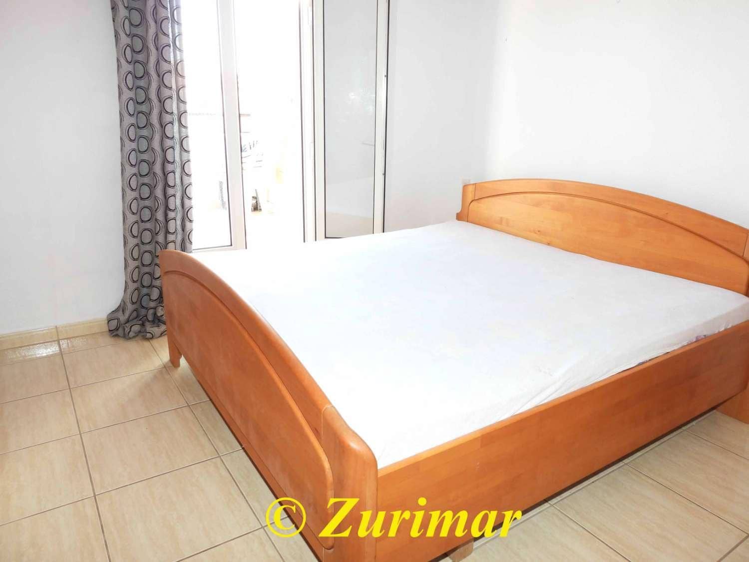 1 sovrum Lägenhet till salu i Roquetas de Mar med garage - 136 000 € (Ref: 9433332)