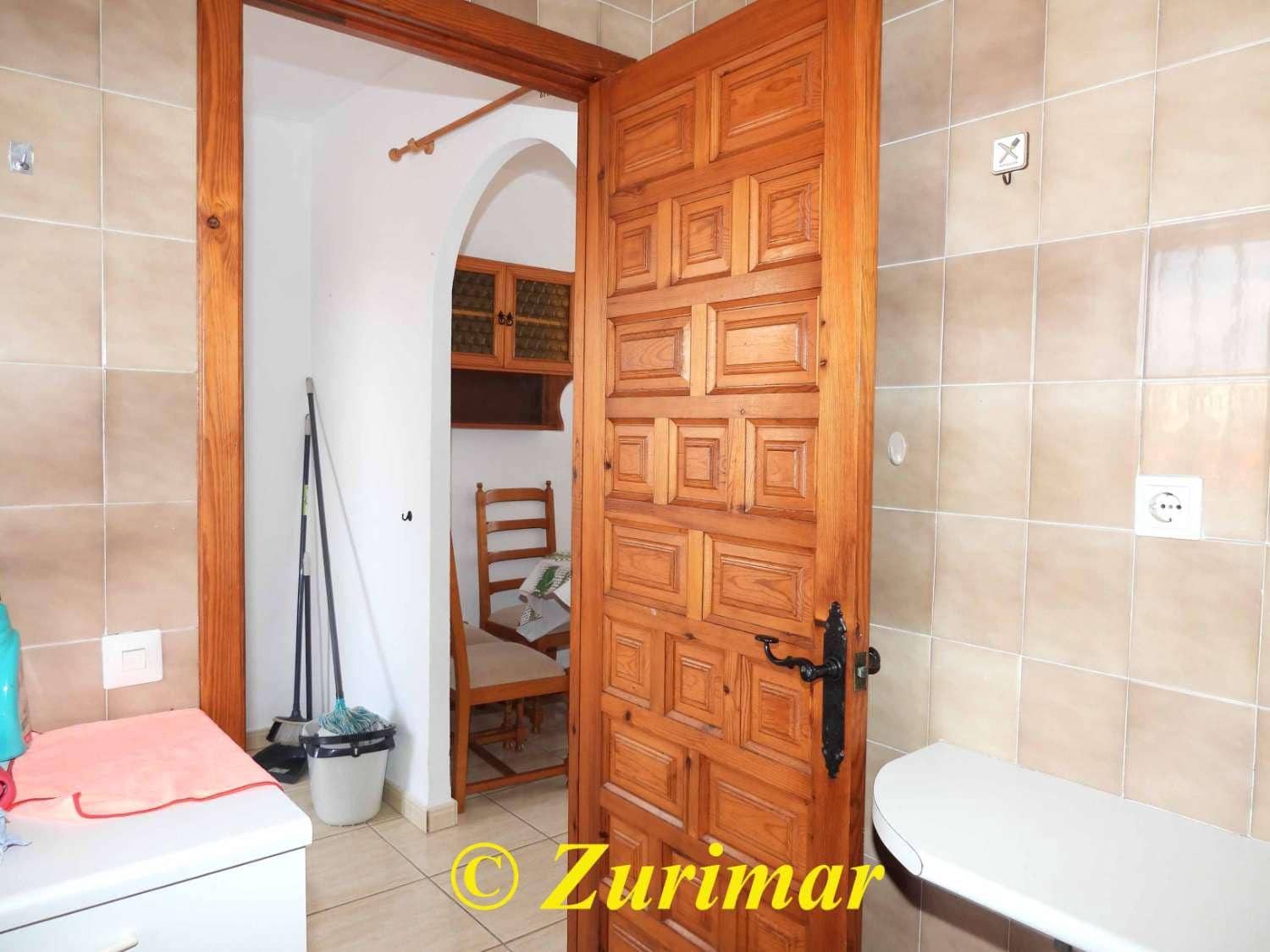 1 bedroom Apartment for sale in Roquetas de Mar with garage - € 136,000 (Ref: 9433332)