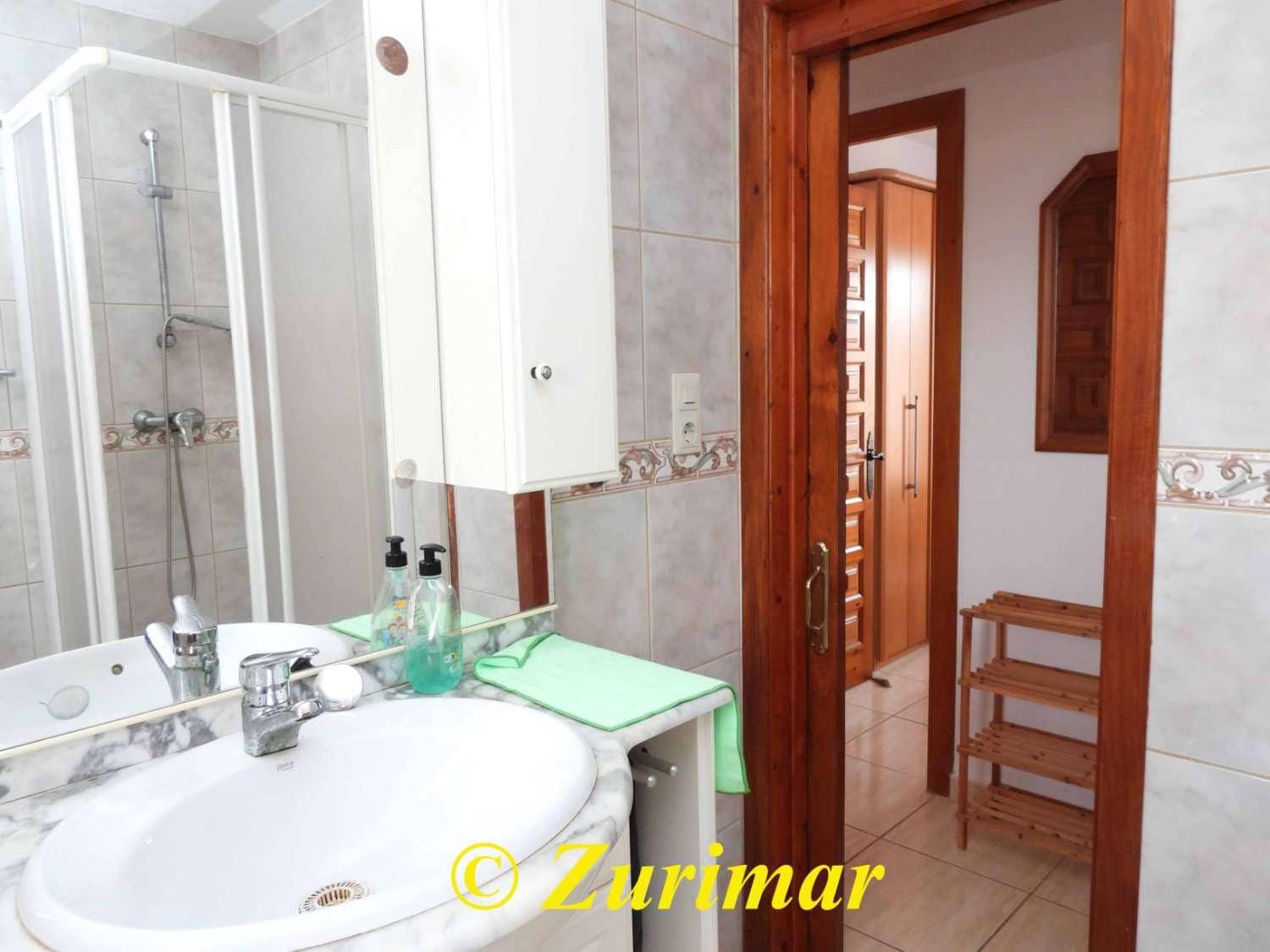 1 bedroom Apartment for sale in Roquetas de Mar with garage - € 136,000 (Ref: 9433332)