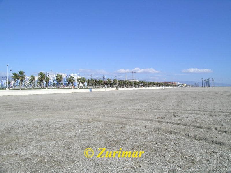 Apartamento de 1 habitación en Roquetas de Mar en venta con piscina - 190.000 € (Ref: 9462008)