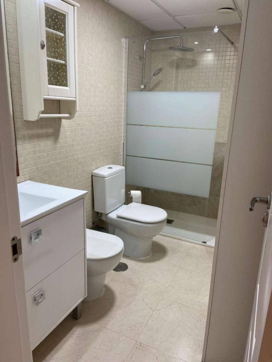 1 sypialnia Apartament na sprzedaż w Roquetas de Mar z basenem - 170 000 € (Ref: 9465571)