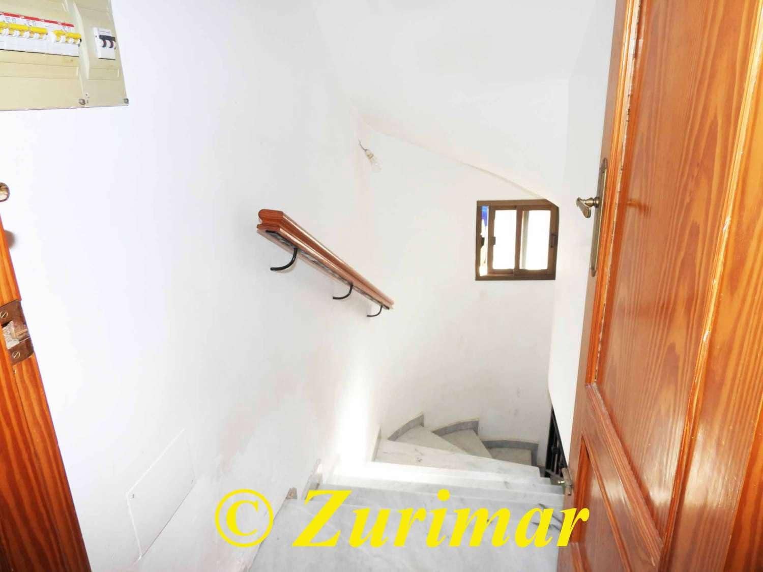 4 slaapkamer Appartement te koop in Roquetas de Mar - € 350.000 (Ref: 9465572)