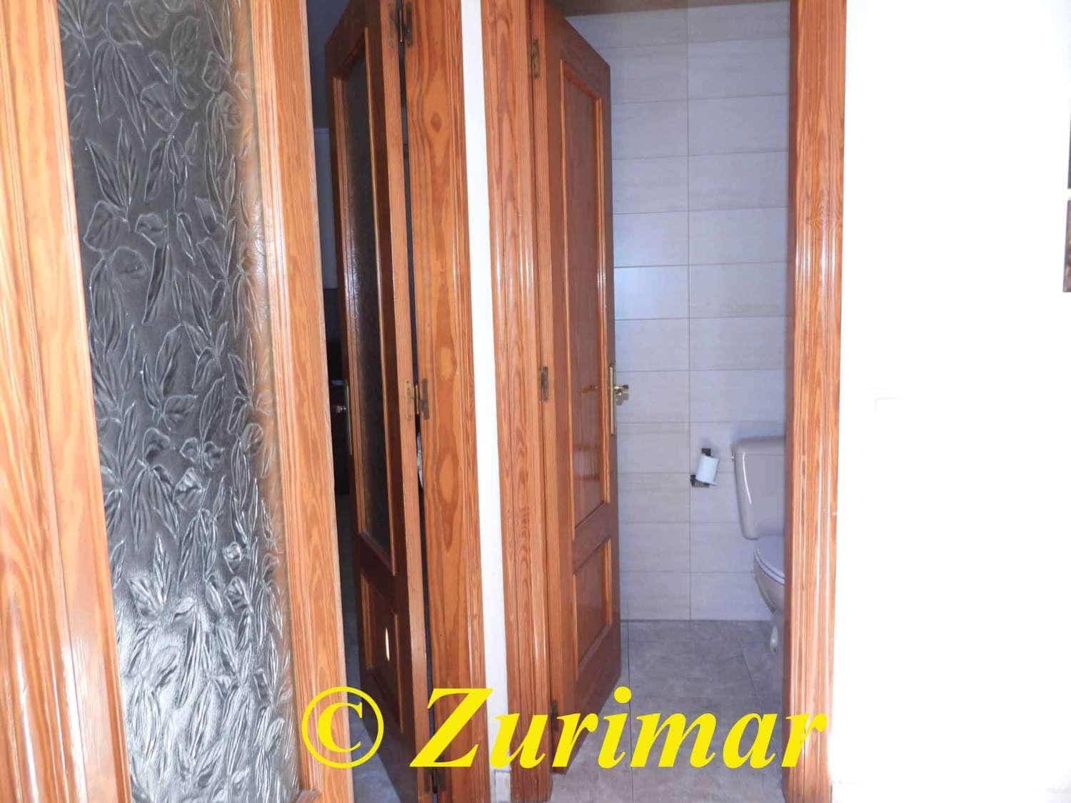 4 slaapkamer Appartement te koop in Roquetas de Mar - € 350.000 (Ref: 9465572)