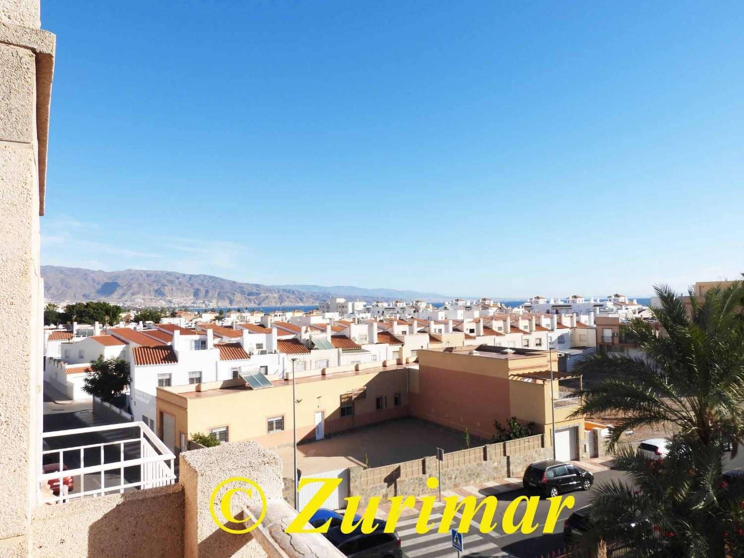 4 slaapkamer Appartement te koop in Roquetas de Mar - € 350.000 (Ref: 9465572)
