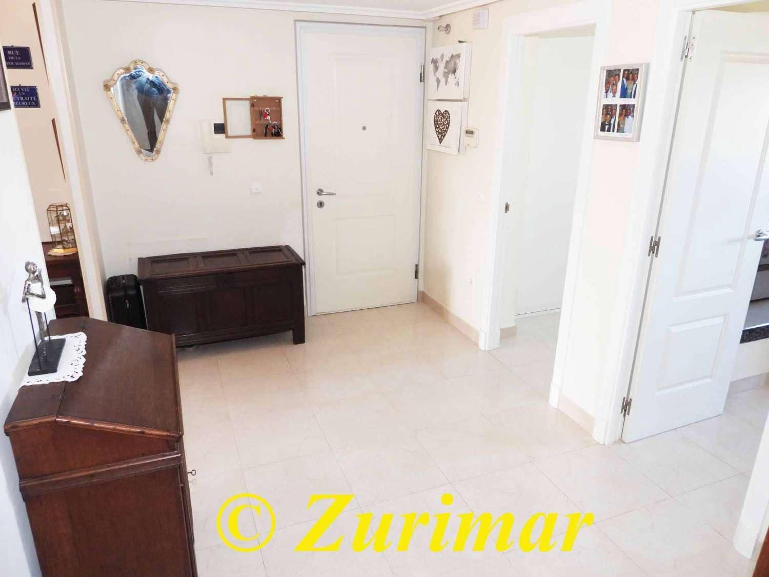 3 makuuhuone Huoneisto myytävänä paikassa Roquetas de Mar mukana uima-altaan 
autotalli - 380 000 € (Ref: 9476039)