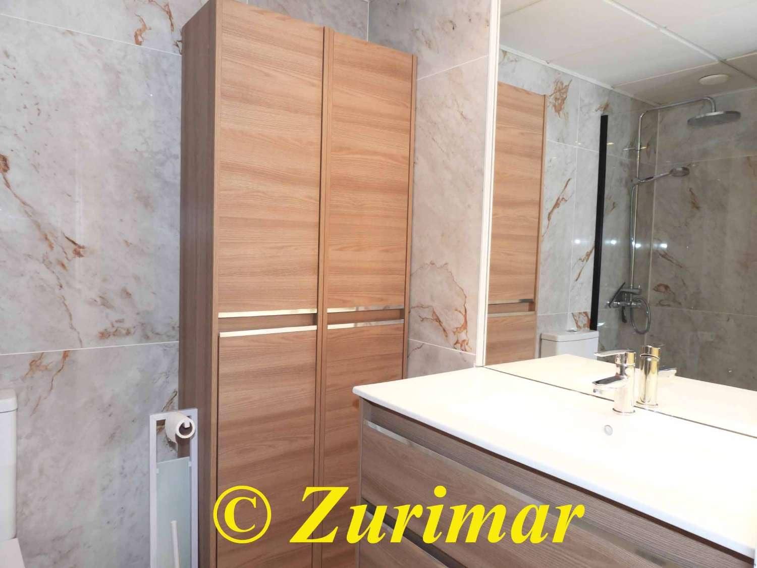 3 makuuhuone Huoneisto myytävänä paikassa Roquetas de Mar mukana uima-altaan 
autotalli - 380 000 € (Ref: 9476039)