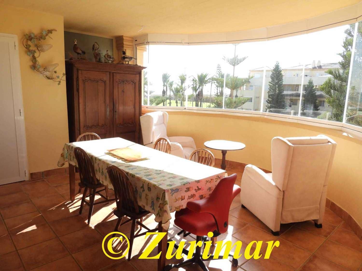 3 makuuhuone Huoneisto myytävänä paikassa Roquetas de Mar mukana uima-altaan 
autotalli - 380 000 € (Ref: 9476039)