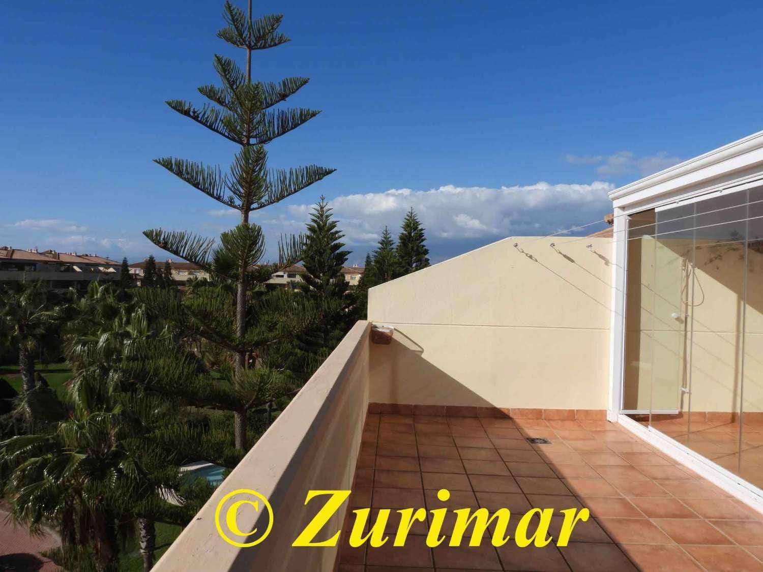 3 makuuhuone Huoneisto myytävänä paikassa Roquetas de Mar mukana uima-altaan 
autotalli - 380 000 € (Ref: 9476039)