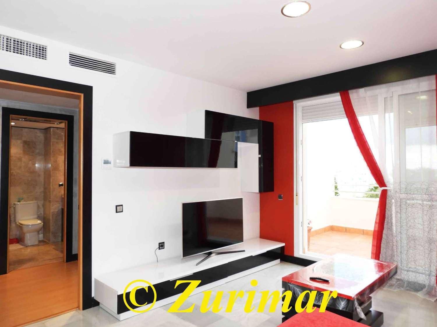 3 makuuhuone Huoneisto myytävänä paikassa Roquetas de Mar mukana uima-altaan - 298 000 € (Ref: 9494526)