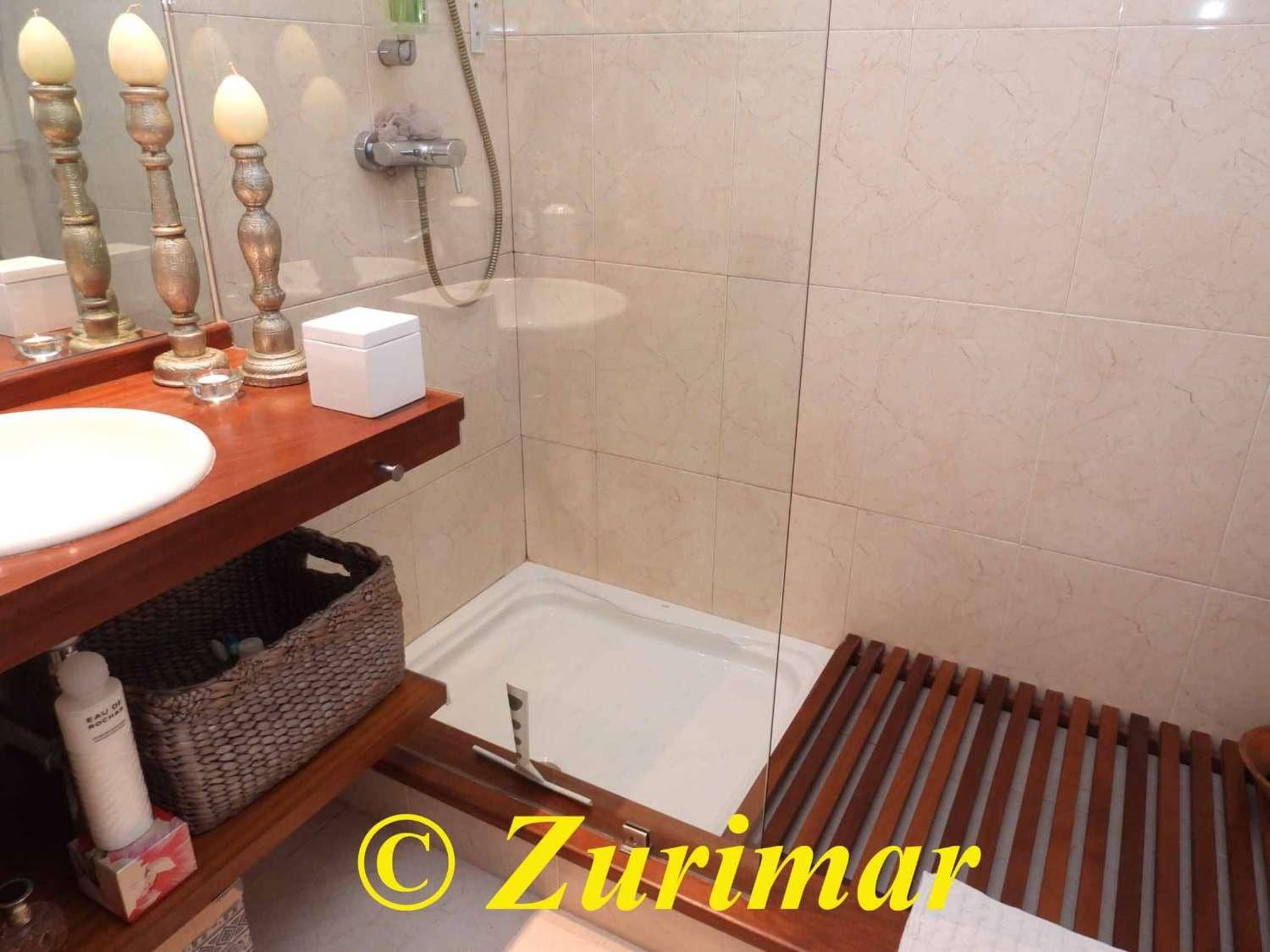 2 soveværelse Lejlighed til salg i Roquetas de Mar med swimmingpool - € 270.000 (Ref: 9524224)