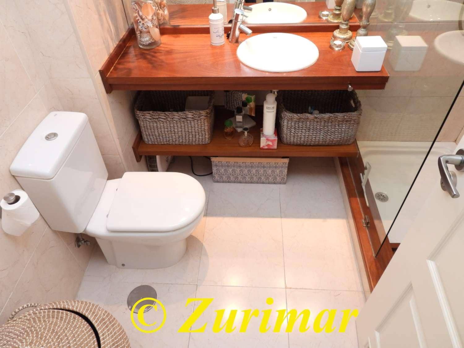 2 soveværelse Lejlighed til salg i Roquetas de Mar med swimmingpool - € 270.000 (Ref: 9524224)