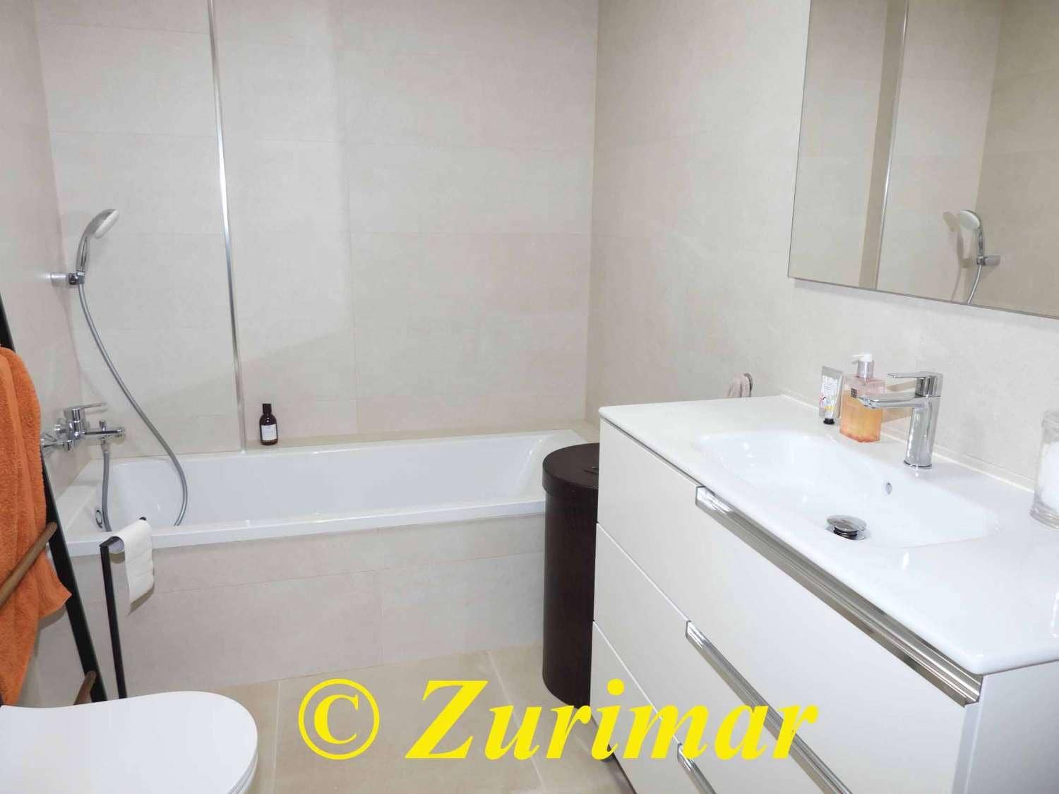 2 quarto Apartamento para venda em Roquetas de Mar com piscina garagem - 225 000 € (Ref: 9551295)