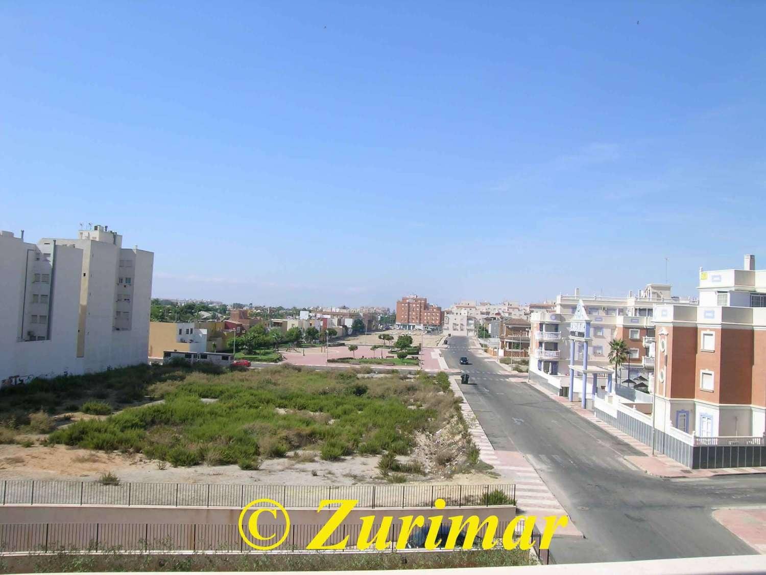 1 chambre Appartement à vendre à Roquetas de Mar avec piscine - 125 000 € (Ref: 9573493)