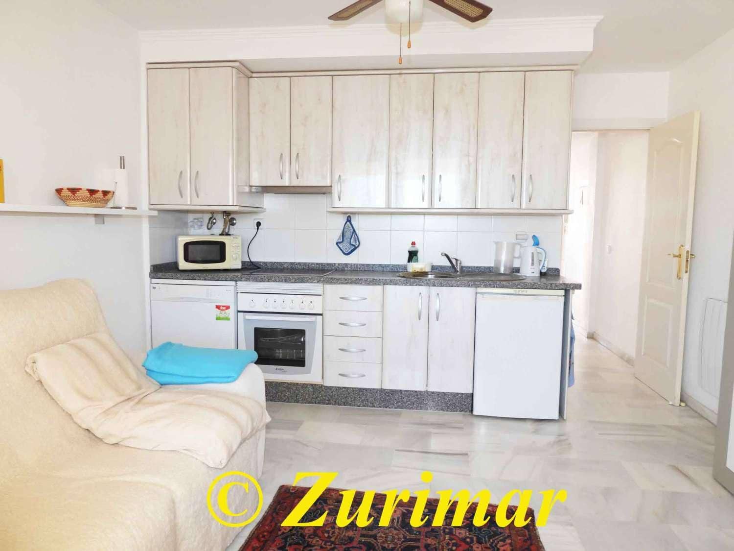 1 chambre Appartement à vendre à Roquetas de Mar avec piscine - 125 000 € (Ref: 9573493)