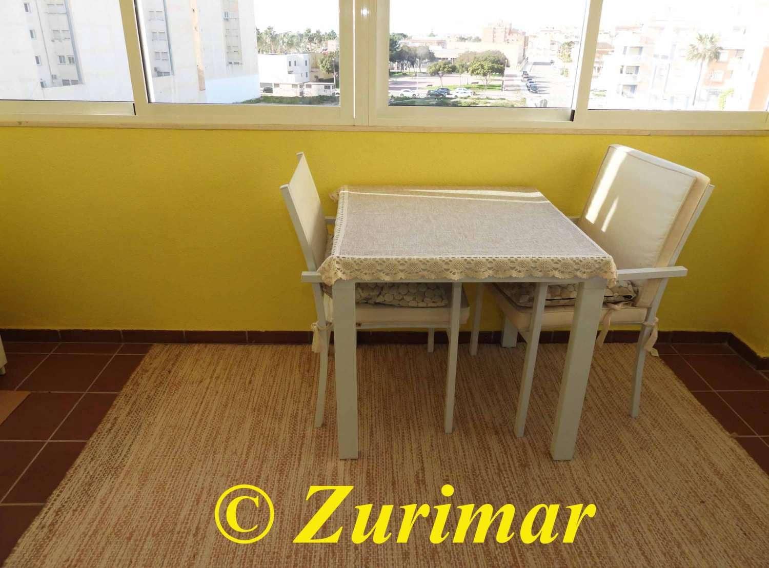 1 chambre Appartement à vendre à Roquetas de Mar avec piscine - 125 000 € (Ref: 9573493)