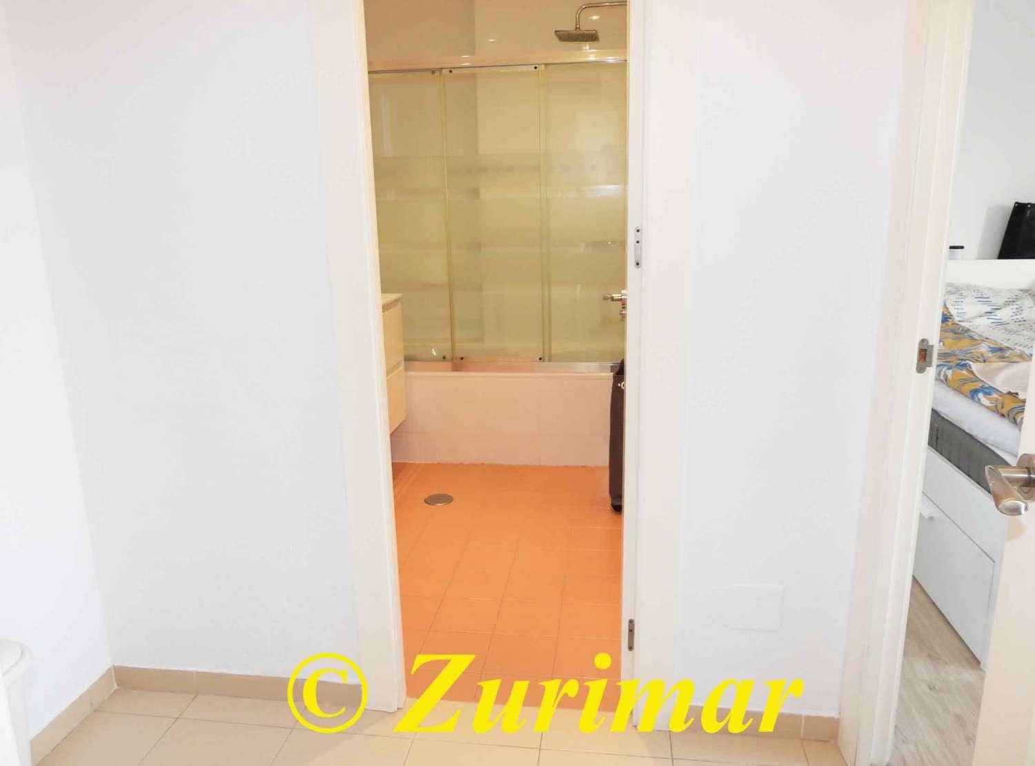 Apartment for sale in Roquetas de Mar with pool garage - € 269,500 (Ref: 9629213)