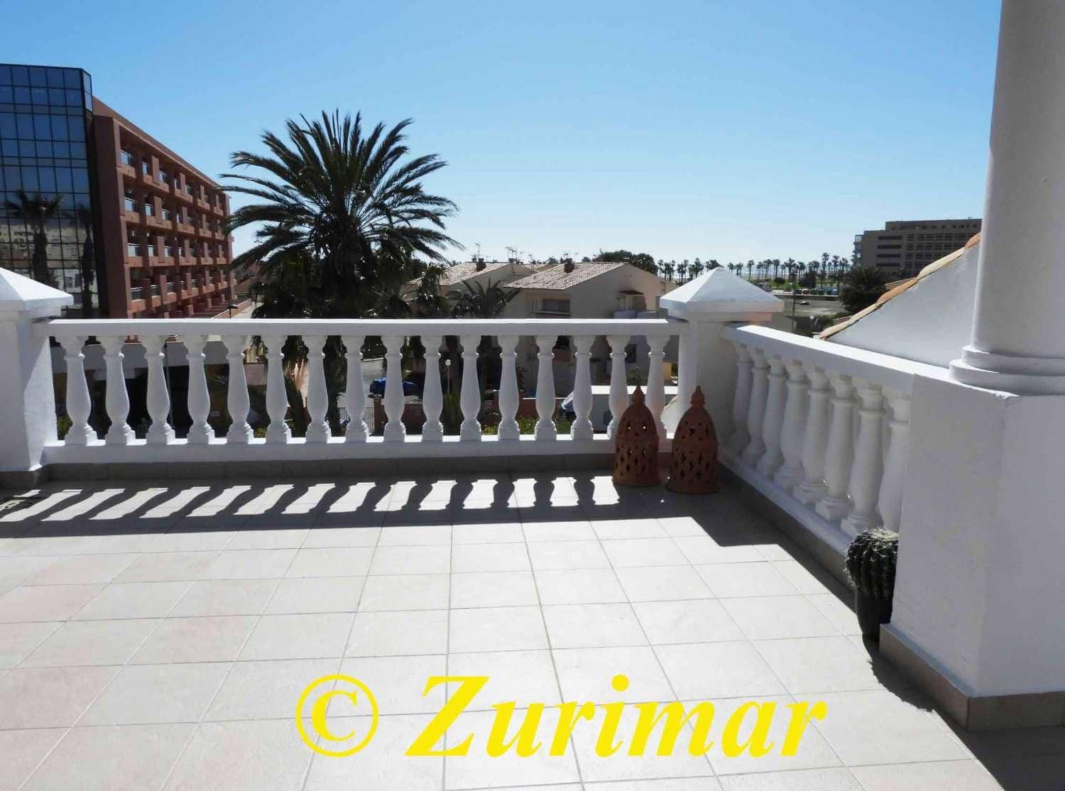 Apartment for sale in Roquetas de Mar with pool garage - € 269,500 (Ref: 9629213)