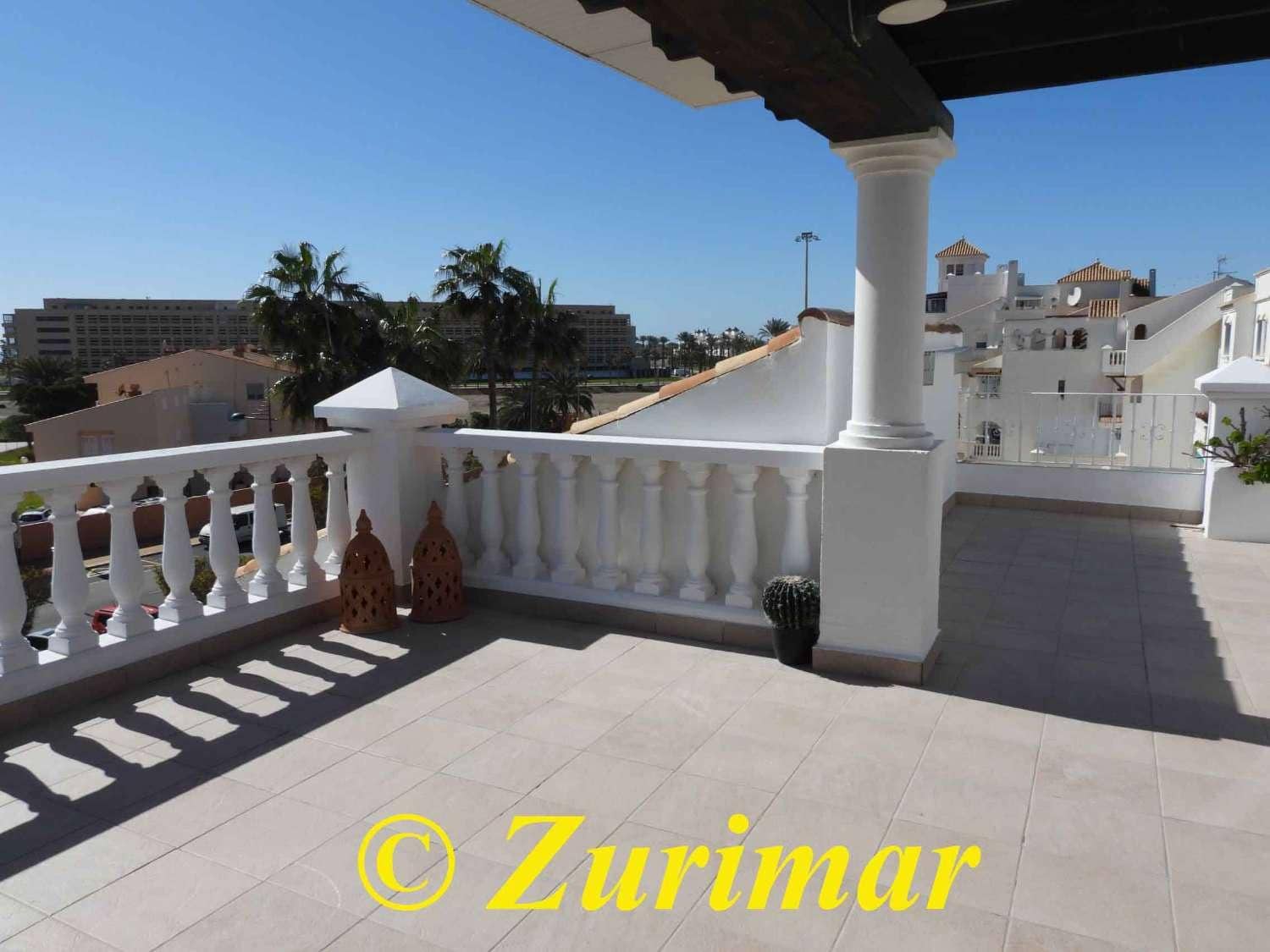 Apartment for sale in Roquetas de Mar with pool garage - € 269,500 (Ref: 9629213)